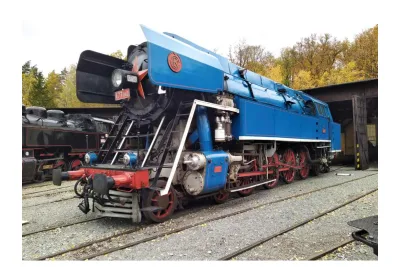 Märklin 38477: Locomotora de vapor serie 477.0 Papagei