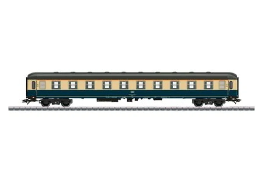 Carrozza express Am 203