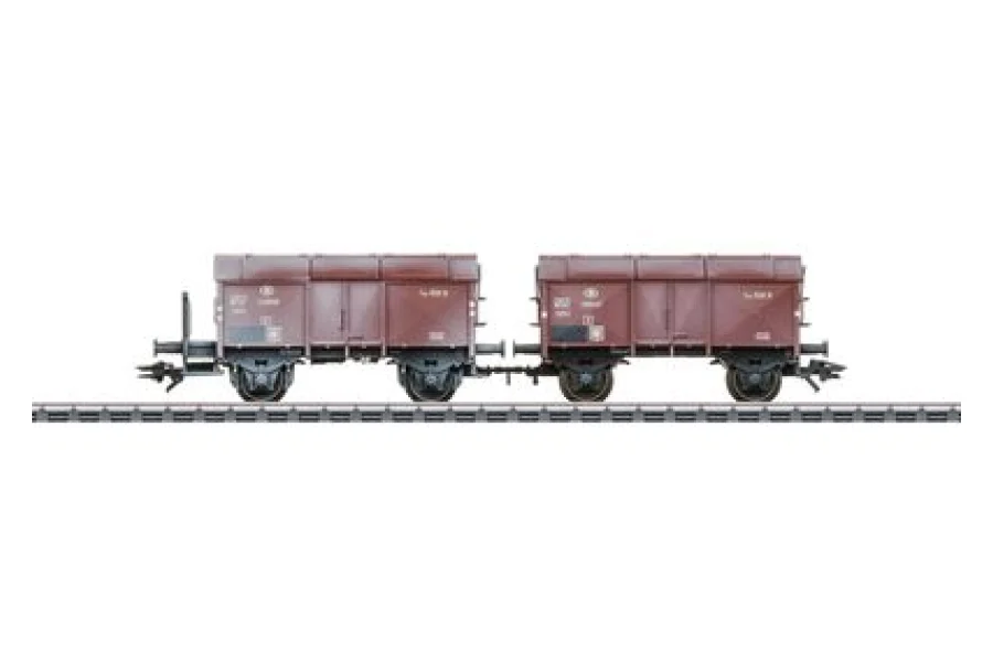 Pair of hinged-lid wagons