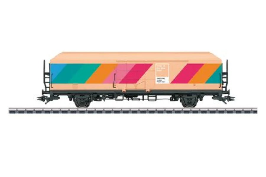 Wagon PANTONE Color of the Year 2024