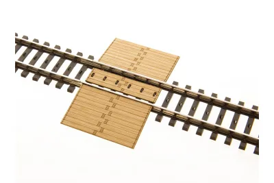 Modellbahn Union H0-L00301: H0 Bahnübergang Holzbohlen - klein Märklin K Gleis