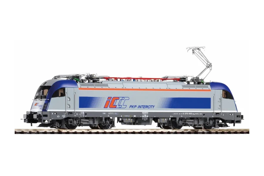 Звуковой электровоз BR 183 Husarz PKP VI Intercity, с декодером звука PIKO
