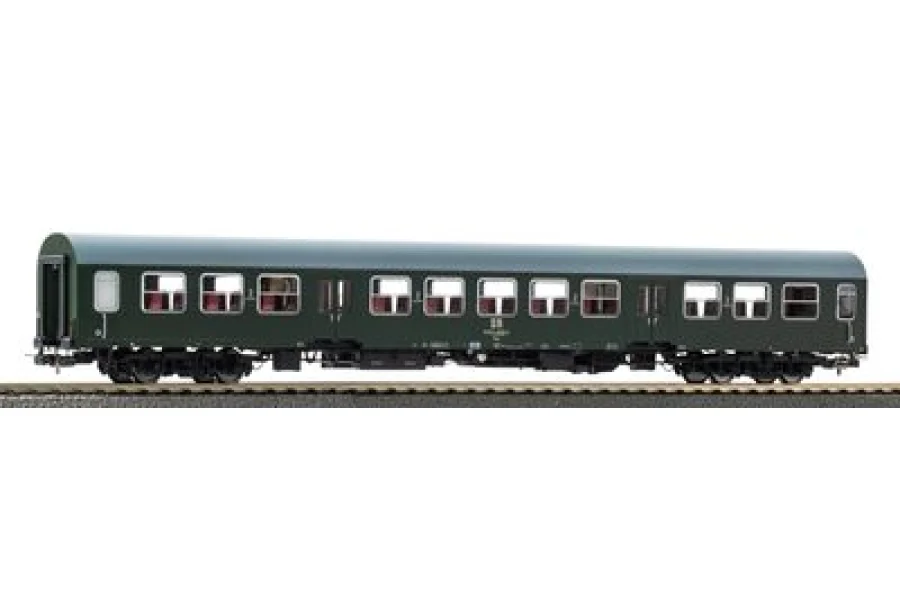 Voiture Halberstadt à entrée centrale 2e classe DR IV