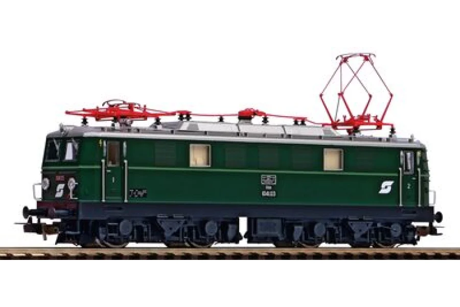 Electric locomotive series 1041