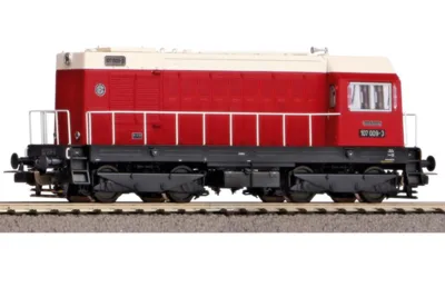 Piko 52421: Diesel locomotive class 107 DR IV, AC version