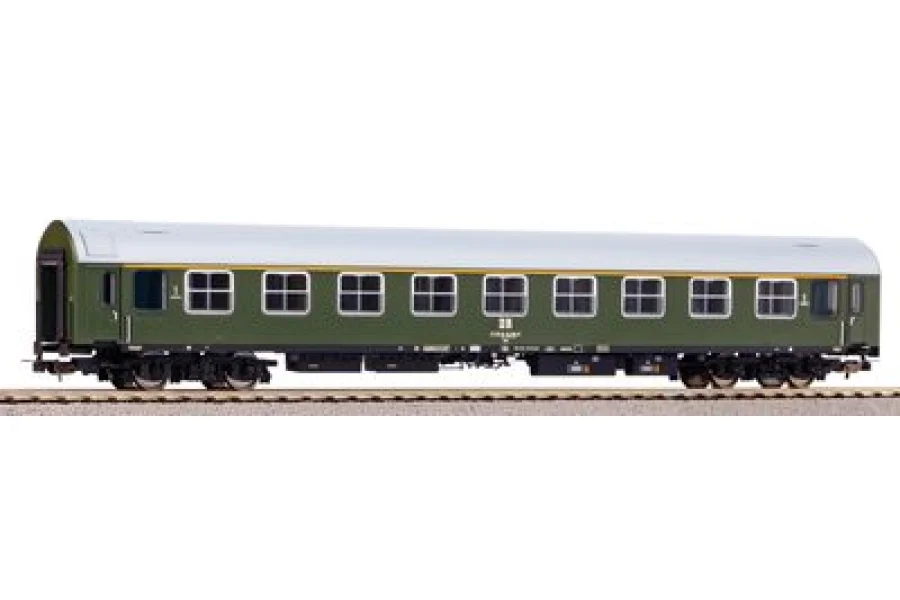 Passenger car Y-car Ame '69 DR IV