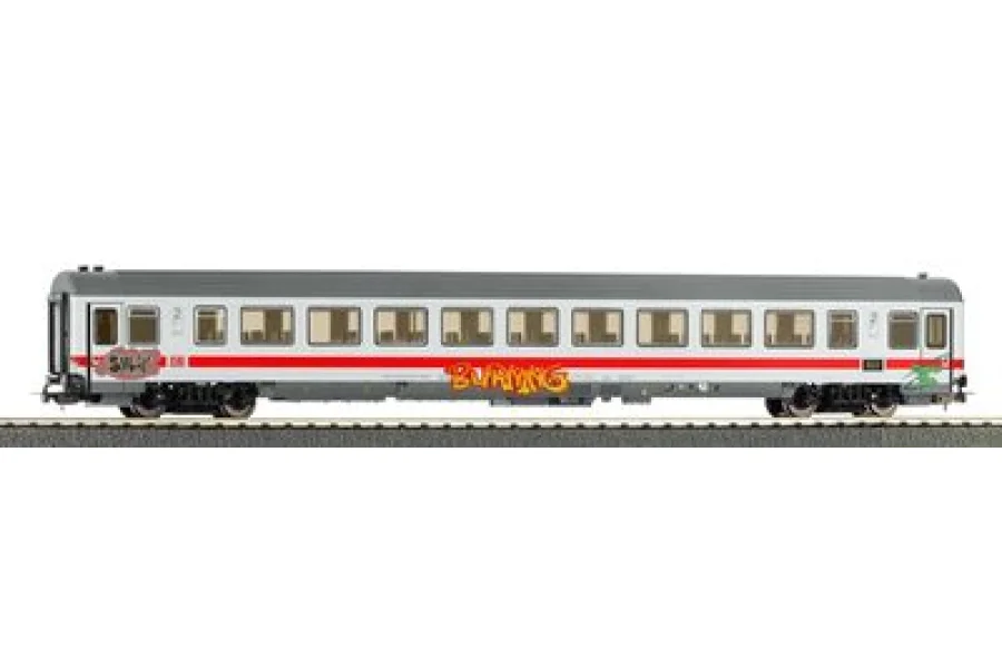 Пассажирский вагон Bpmz 284 2-й класс DB AG VI, с граффити