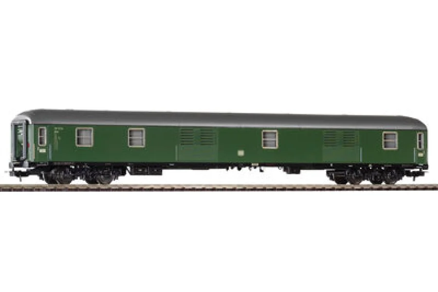 Wagon bagażowy pospieszny Dm902 DB III