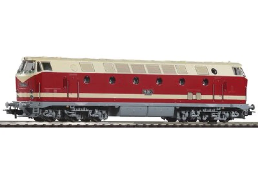 Locomotive diesel série 119 DR IV, feu de tête en haut, version courant alternatif