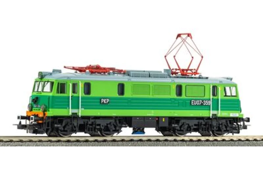 Hangos villanymozdony EU07 PKP V, PIKO Sound dekóderrel