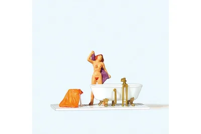Preiser 28159: Woman at the bathtub
