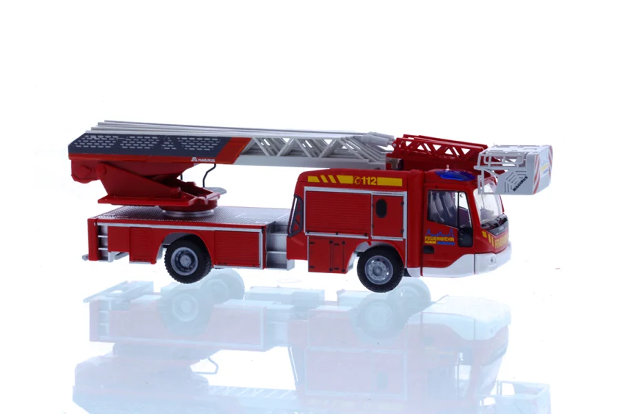 Magirus DLK 32 n.B