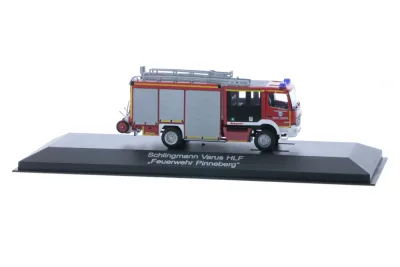Rietze 72917: Schlingmann Varus HLF FW Pinneberg