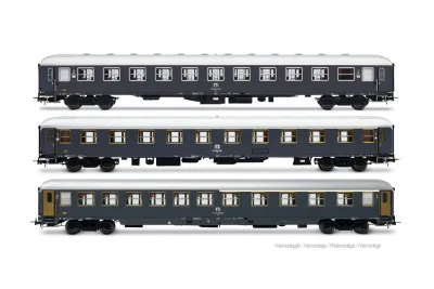 Rivarossi HR4412: Személykocsikészlet személykocsikkal