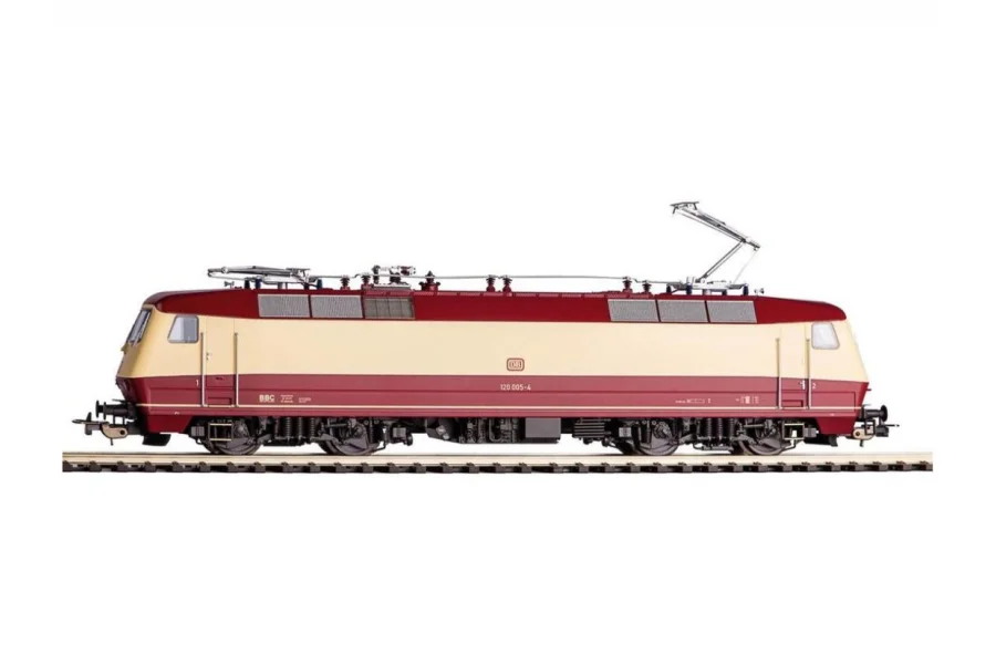 z21 start Digitalset: тепловоз BR 114 з вантажний поїзд, DR