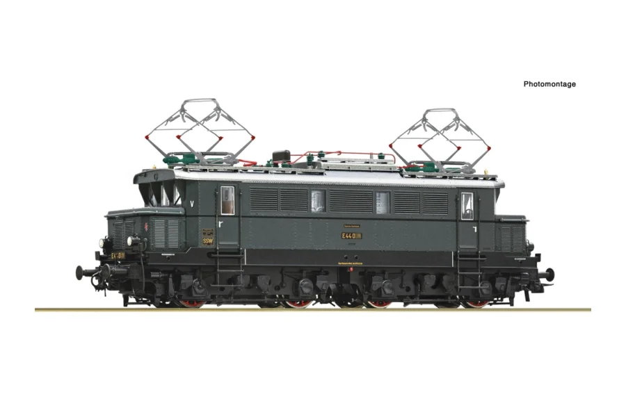 Locomotora eléctrica E 44 015, DRB
