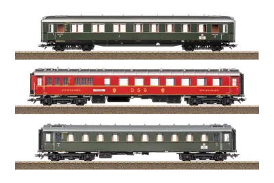 Trix 23623: Set di carrozze espresso 2 per il D 74