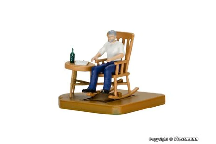Hombre en mecedora