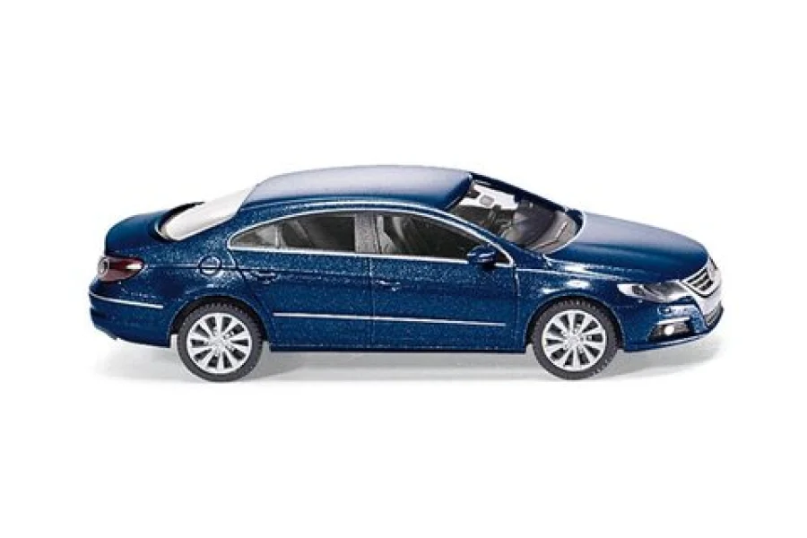 VW Passat Coupé - shadow blue