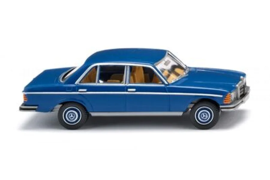 MB 240 D - enzianblau