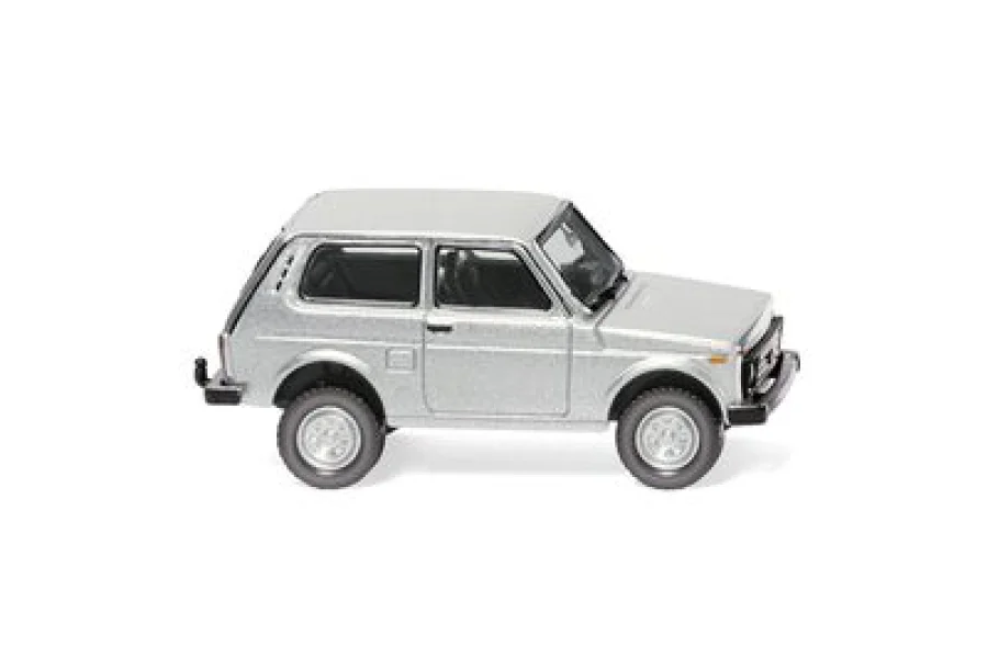 Lada Niva - silber-metallic