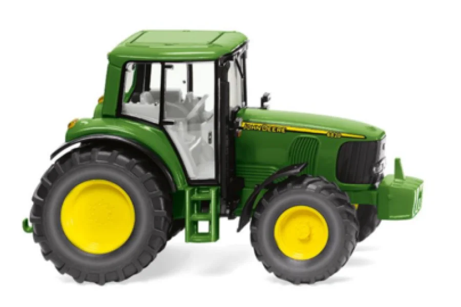 John Deere 6820