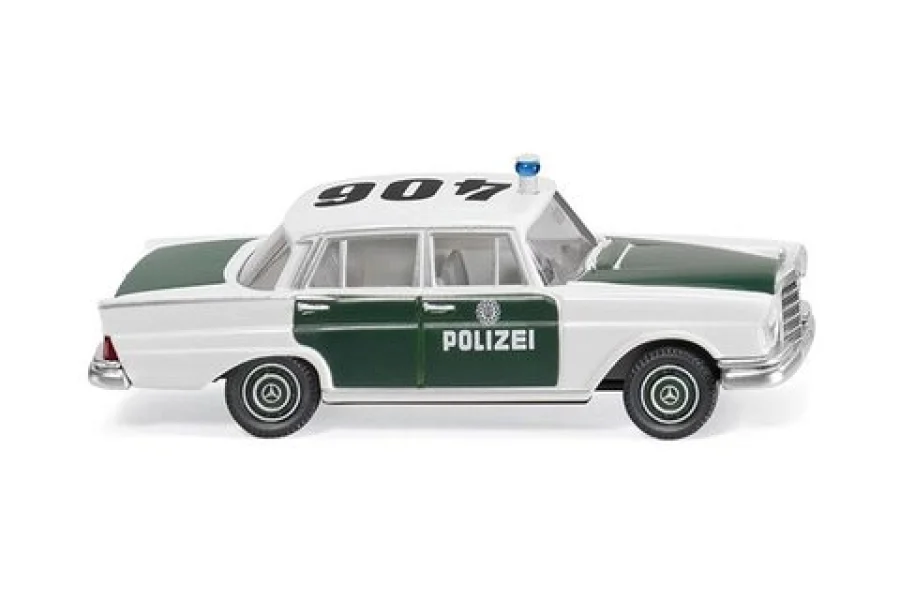 Polizei - MB 220 S