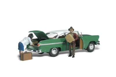 Woodland Scenics AS5526: H0 PKW Szene Familie Lubener packt ihr Auto
